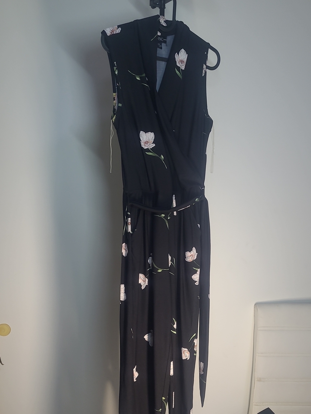 INC International Concepts Black Floral Sleeveless Romper Small